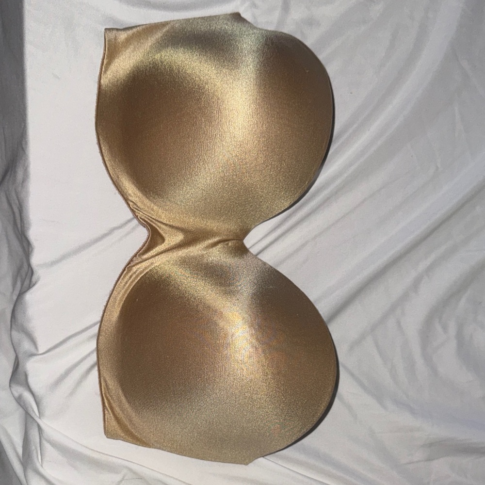 Strapless Adhesive Backless Bra in Gold